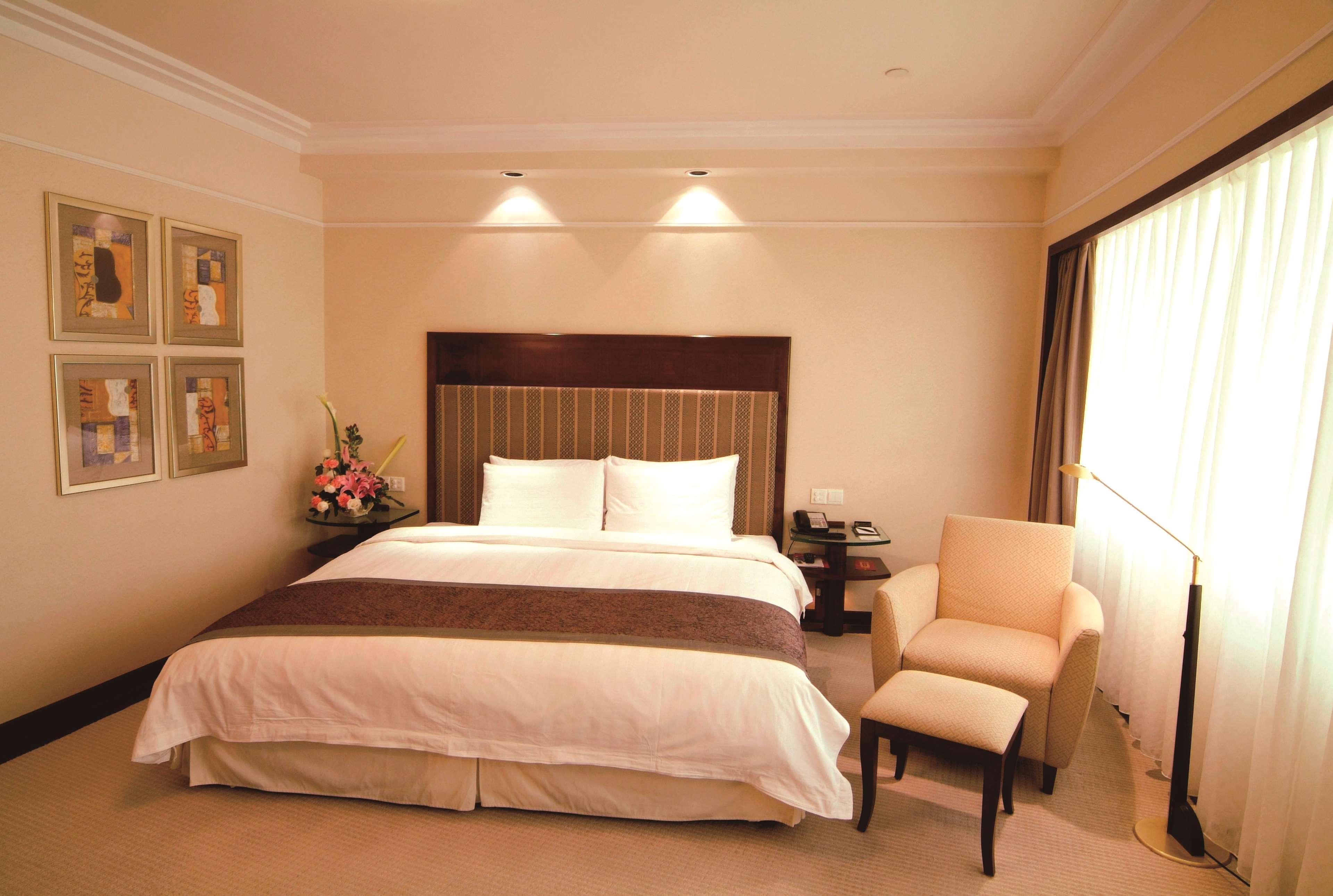 Howard Johnson Ginwa Plaza Hotel Xi'an  Exterior foto