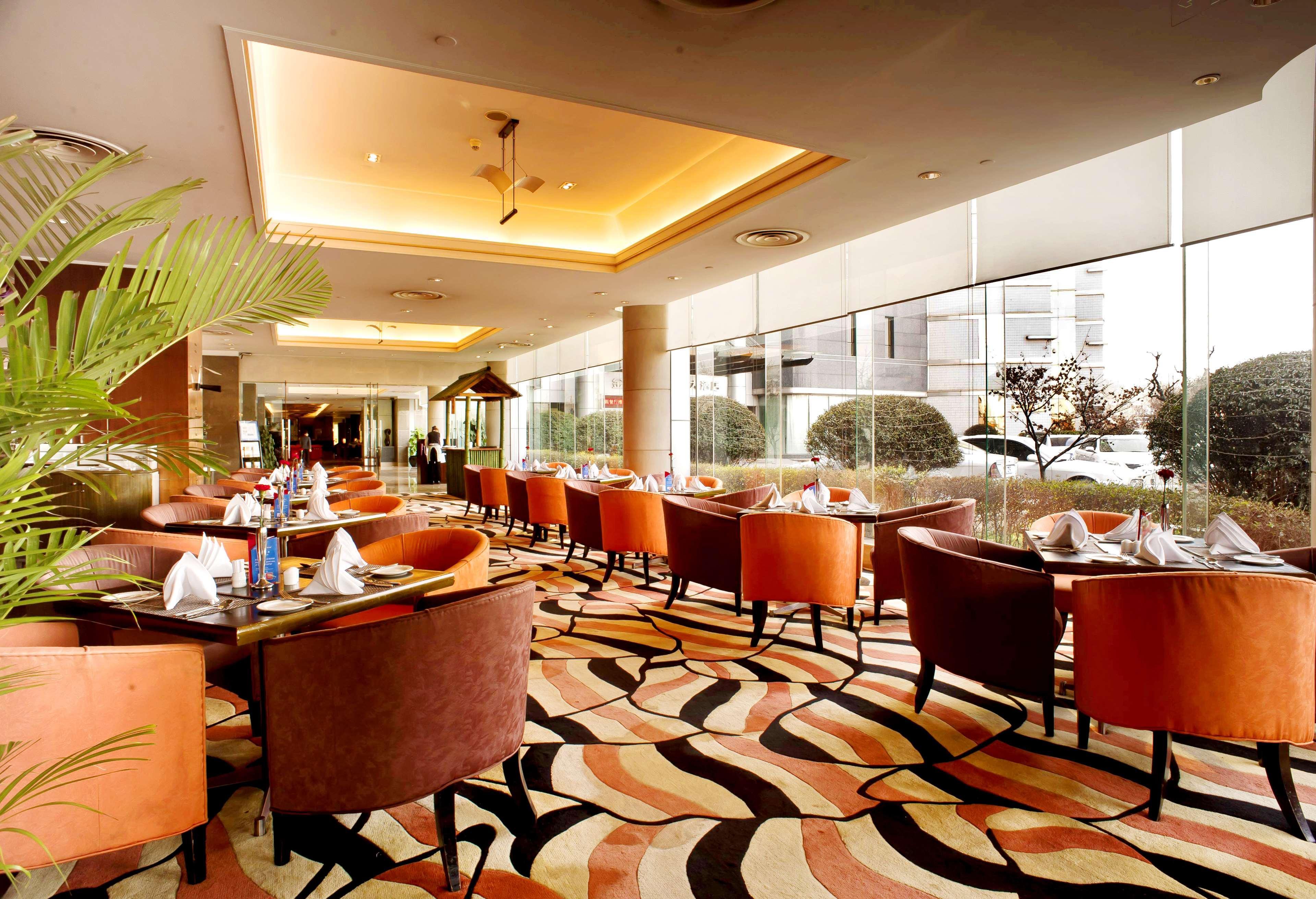 Howard Johnson Ginwa Plaza Hotel Xi'an  Exterior foto