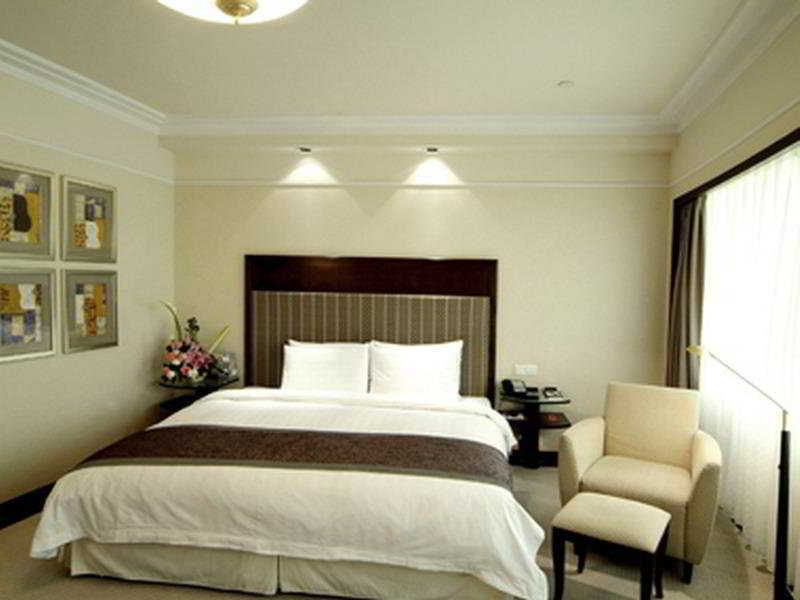 Howard Johnson Ginwa Plaza Hotel Xi'an  Exterior foto